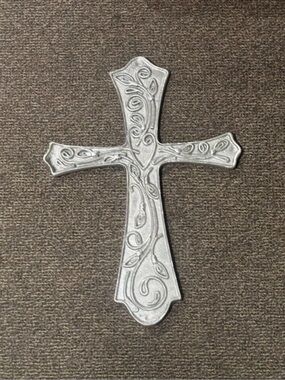 Decorative Silver Wall Cross with Ornate Vine Design